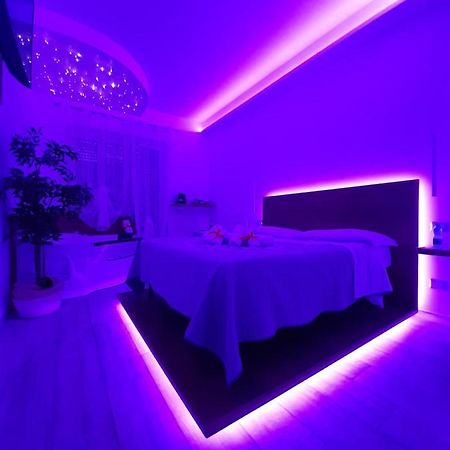 Il Mare Di Roma Deluxe Hotel Lido di Ostia Ngoại thất bức ảnh