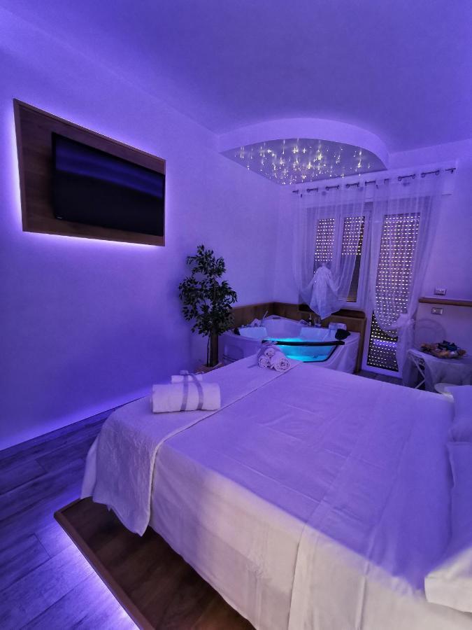 Il Mare Di Roma Deluxe Hotel Lido di Ostia Ngoại thất bức ảnh