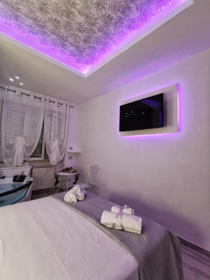 Il Mare Di Roma Deluxe Hotel Lido di Ostia Ngoại thất bức ảnh