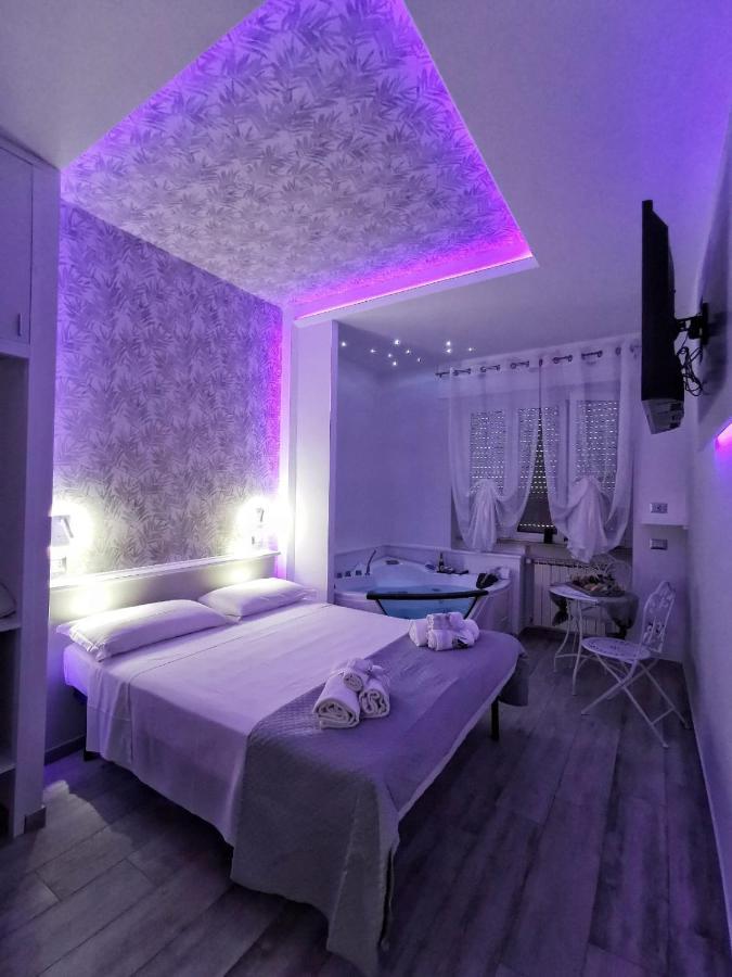 Il Mare Di Roma Deluxe Hotel Lido di Ostia Ngoại thất bức ảnh