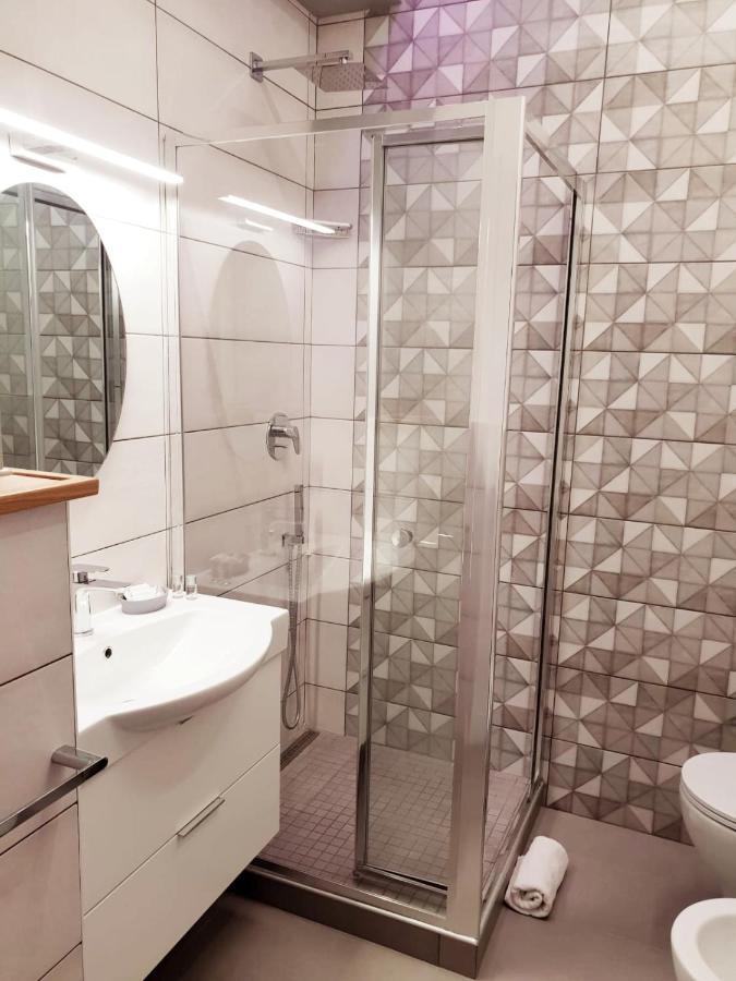 Il Mare Di Roma Deluxe Hotel Lido di Ostia Ngoại thất bức ảnh